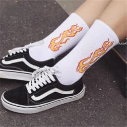1 Pairs New The Trend of Men's Socks Black White Burning Flame Hip-Hop Blaze Power Torch Hot Streetwear Skateboard