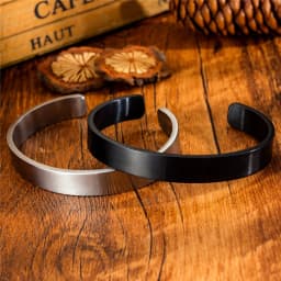 Classic Fashion Open Buckle Flat Gloss Men's Cuff Bracelet Bangle High Quality Stainless Steel Bracelets Men Temperament Jewelry