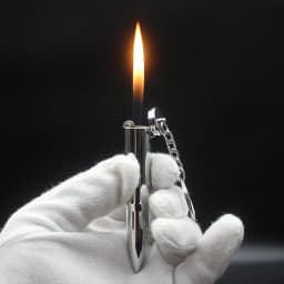 Creative Metal Cigarette Lighter Bullet-shaped Refillable Butane Gas Lighter Cool Metal Keychain Lighter Mini Portable