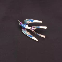 Funny colorful swallow brooch clothing school bag accessories decorative pin animal bird brooches gift