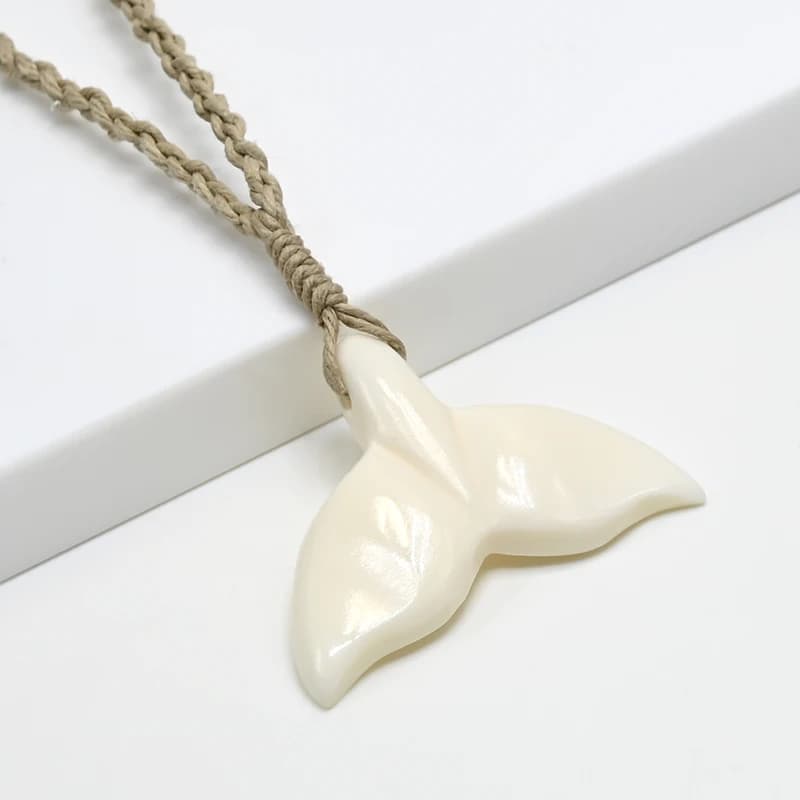 NGX039 Man Jewelry New Zealand Maori Tribes Pendant Natural Bone Whale's Tail Hemp Rope Weaving Beach Leisure Surfing Necklace