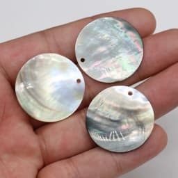 5pcs Natural Black Shell Round Mother of Pearl Shell Beads Charm Pendant for Jewelry Making DIY Necklace Earring Women Gift