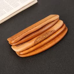 1PC Natural Peach Wood Handcrafted Fine Tooth Comb Anti-Static Head Massage Hairbrush Classic Comb Hair Styling Hair Care Tool