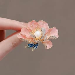Trendy New Camellia Women Brooch Elegant Flower Pearl Pins Fashion Female Party Coat Dress Scarf Accessories Jewelry Gift