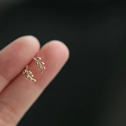 Lovely Small Earrings Piercings Wing Heart Stud Earrings For Women Gold Color 925 Silver Needles Ear Stud Jewelry For Teen Gift