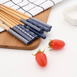 Reusable 5Pairs Set Handmade Bamboo Japanese Style Natural Wood Chopsticks Sushi Food Cat Flower Multi Color Wooden Chopsticks