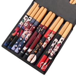 Reusable 5Pairs Set Handmade Bamboo Japanese Style Natural Wood Chopsticks Sushi Food Cat Flower Multi Color Wooden Chopsticks
