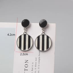 New Fashion Enamel Women Dangle Earrings Korean Flower Drop Geometric Statement Earrings for Female Wedding Ear Jewelry Aretes