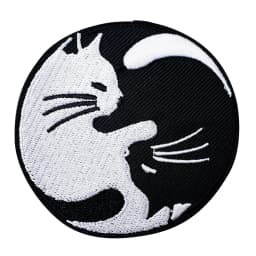 Black White Cat Size:7.5x7.6cm Cloth Patch Embroidered Applique Sewing Clothes Apparel Accessories Badges Circular