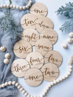 Baby Milestone Cards, Wooden Milestone Signs, Baby Shower Gift, Newborn Photo Props, Baby Monthly Milestone Markers