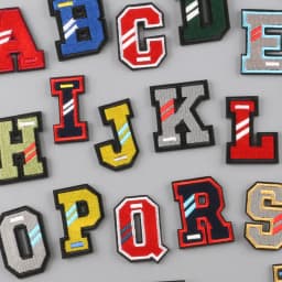 A-Z Letter Patches on Clothes magic paste Patch Military Biker Embroidery Clothing Sticker Applique 26pc Alphabet Diy Logo Brand