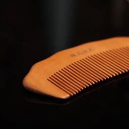 Wooden Combs Engraved Peach Massage Anti-Static Comb Women Natural Peach Wood Beauty Accessories Healthy Hair Care Styling Tools