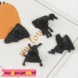 Funny Pizza Man Enamel Pin Sunglasses Heart Eye Brooches Custom Pastel Denim Shirt Cartoon Food Badge for Bag Lapel Jewelry Gift