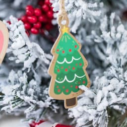 50pcs Merry Christmas Tags Kraft Paper Card Gift Label Tag DIY Hang Tags Gift Wrapping Decor Gift Card Christmas Party Supplies
