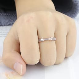 Exquisite Shells And Inlaid 6 Small Zircon Ring Stainless Steel High Quality Jewelry Gold Color Women Brand Love Ring Wholesale
