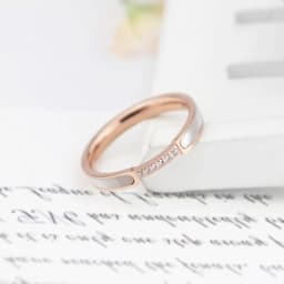 Exquisite Shells And Inlaid 6 Small Zircon Ring Stainless Steel High Quality Jewelry Gold Color Women Brand Love Ring Wholesale