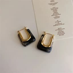 2021 New Trendy Transparent Resin Hoop Earrings for Women Girls Geometric Irregular Metal Acrylic Earrings Party Jewelry