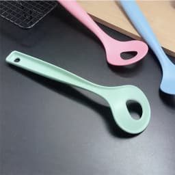 Non-Stick Meatball Maker Spoon Meat Baller Elliptical Leakage Hole Meat Ball Mold Meat Tool Kitchen Utensil Gadget
