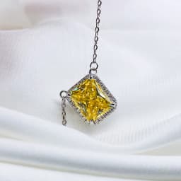 Huitan Simple Stylish Square Necklace for Women Luxury Pink/Yellow Cubic Zircon Engagement Necklace High Quality Fashion Jewelry