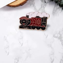 Wizarding World Magical Express Train Brooch Badge Witchcraft Wizardry Literature Bookworm Gift