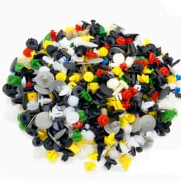 100pcs car mixed plastic buckle Clip for Volvo S40 S60 S80 XC60 XC90 v70 S80L V6 v40 v50 850 c30 v60 s70