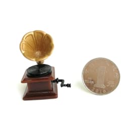 1:12 Furniture Mini Accessories Ultra-compact Retro Phonograph Record Player With Record DIY Miniature Doll House