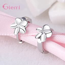 Gift for Girlfriend Daughter Girls Flower 5 Leaf Hoop Earring Sterling Silver 925 Flower Brincos Pendientes Jewellery