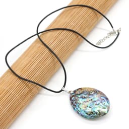 Natural Abalone Shell Pendants Oval Shape Shell Craft Necklace Charms Jewelry Leather Rope Trendy Necklaces Gift Party