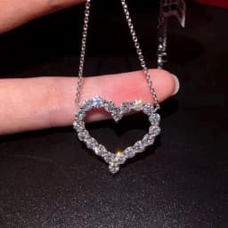 Huitan Delicate Hollow Heart Pendant Necklace Shiny Round Zircon Bridal Marriage Jewelry Versatile Statement Necklaces for Women