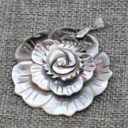 Natural Abalone Shell Pendant Flower shape Mother of Pearl Exquisite charms For jewelry making DIY Necklace accessories
