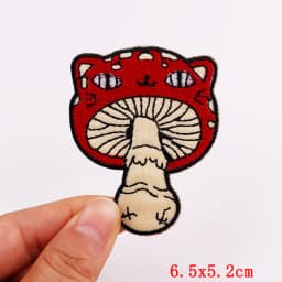 Mushroom Applique Embroidered Patches On Kids Clothes DIY Iron On Patches Cartoon Patches For Clothing Stickers Animal Badges