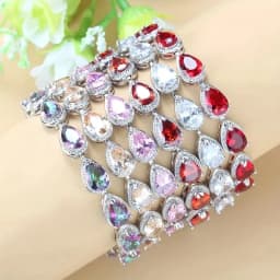 Elegant Shiny Water Drop Zircon Bracelet Fashionable Charm Jewelry Suitable for Daily and Banquet
