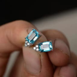 Huitan Luxury Bridal Stud Earring for Wedding Light Blue Geometric Cubic Zirconia High Quality Trendy Jewelry New Women Earrings