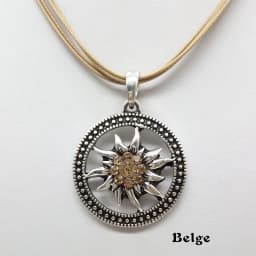 Fashion Round Vintage Sculptured Edelweiss Necklace for Women Pendant Traditional Rhinestone Rope Chain Choker Jewelry Wholesale