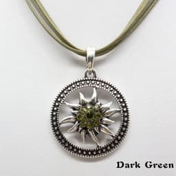 Fashion Round Vintage Sculptured Edelweiss Necklace for Women Pendant Traditional Rhinestone Rope Chain Choker Jewelry Wholesale