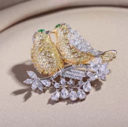 Pink Fashion Lovely Birds Brooches for Women Jewelry Gorgeous Costume Lapel Pins Animal Bird Brooch Pin