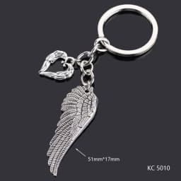 Love Heart Keychains For Woman Man Dog Cat Car Key Chain Wing Evil Eye Gun Fashion Jewelry Pendant Friend Original Wedding Gifts