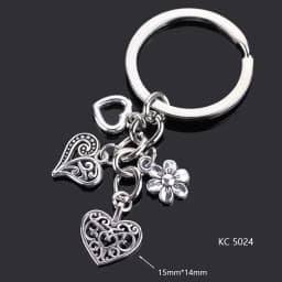 Love Heart Keychains For Woman Man Dog Cat Car Key Chain Wing Evil Eye Gun Fashion Jewelry Pendant Friend Original Wedding Gifts