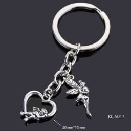Love Heart Keychains For Woman Man Dog Cat Car Key Chain Wing Evil Eye Gun Fashion Jewelry Pendant Friend Original Wedding Gifts