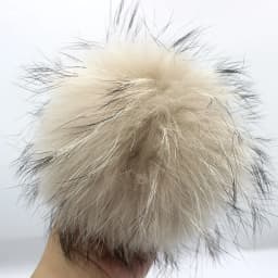 Big Colorful Fluffy Real Fox Fur Raccoon Pompoms With Button DIY Poms Balls Natural Fur Pompons For Hats Caps Shoes Whosale