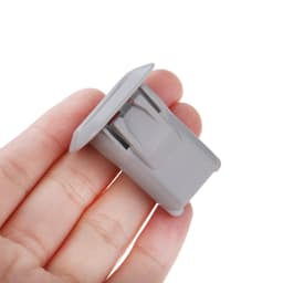 2Pcs Auto Rear Seat Plastic Fastener Clips For Mercedes Benz E200 E240 E260 E280 E320 E430 C180 C200 GLK300 W212 GLA 200 300 220