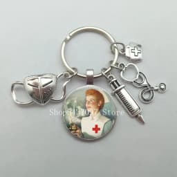 Fashion creative nurse medical syringe stethoscope mask image keychain glass suitable for nurse doctor key ring pendant gift