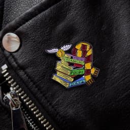 Wizarding school The Most Inclusive House Hufflepuff pinss magic Cat Mandrake Root Charms,Herbology,Potions-Spell Books brooch