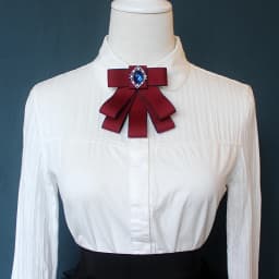 Korean Ribbon Pearl Bow Tie Brooches for Women Crystal Rhinestone Necktie Pins Men's Suit Shirt Collor Clothing Accessories