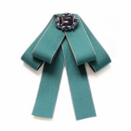 Korean Ribbon Pearl Bow Tie Brooches for Women Crystal Rhinestone Necktie Pins Men's Suit Shirt Collor Clothing Accessories
