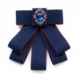 Korean Ribbon Pearl Bow Tie Brooches for Women Crystal Rhinestone Necktie Pins Men's Suit Shirt Collor Clothing Accessories