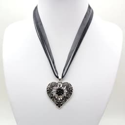 Heart Shape Vintage Carved Edelweiss Pendant Necklace Women Multicolor Rhinestone Ribbon Rope Necklace Oktoberfest Jewelry
