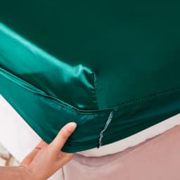 Satin Rayon Fitted Sheet Solid Color Mattress Cover With Elastic Band Bed Sheet High-End Home Hotel Bedding Fit Sheet