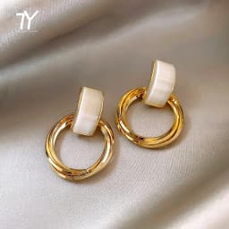 2025 New High Sense Opal Circle Pendant Dangle Earrings Fashion Party Luxury Accessories Sexy Korean Girl‘s Jewelry For Woman