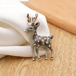 3 Colors Cute Small Deer Brooches for Women Bucks Sika Deer Animal Brooch Pin Coat Accessories Gift